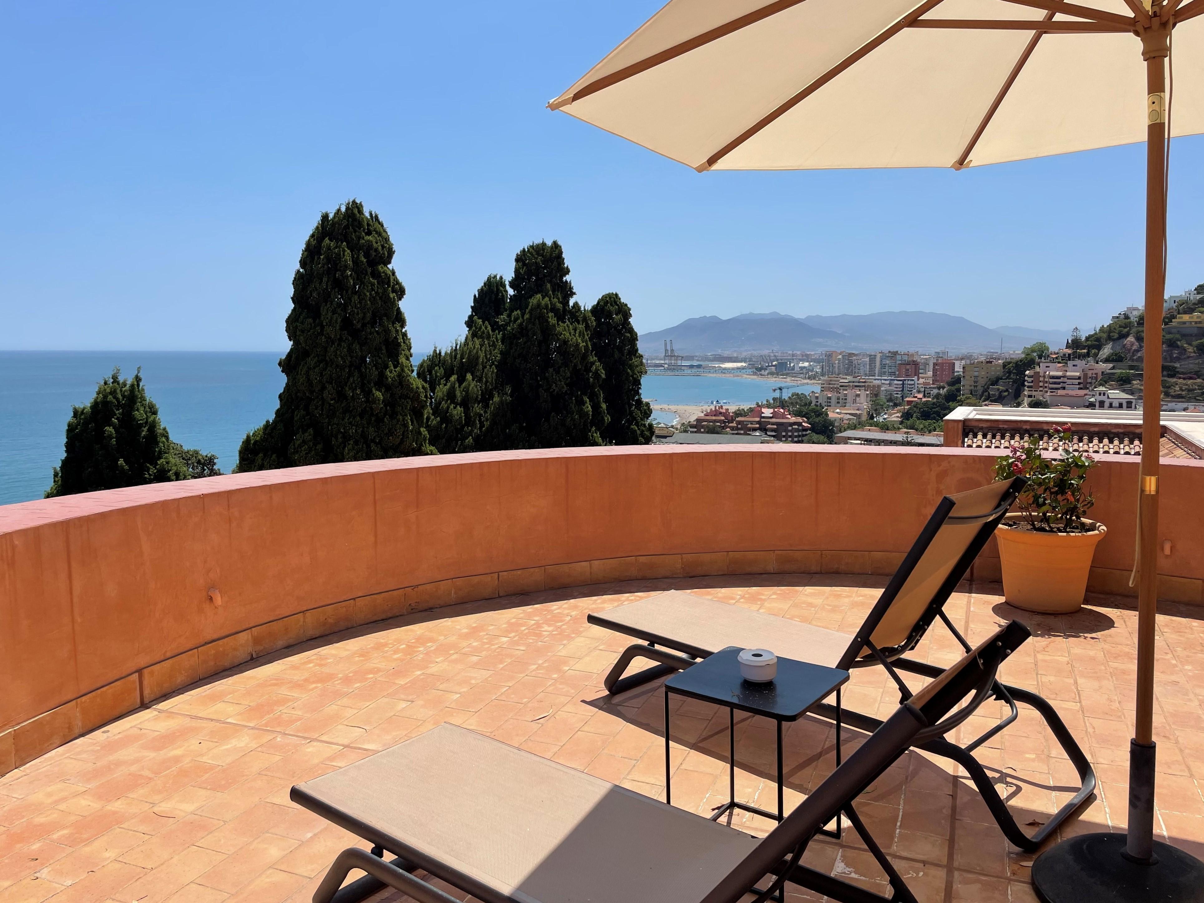 Soho Boutique Castillo De Santa Catalina - Adults Recommended Málaga Dış mekan fotoğraf A terrace
